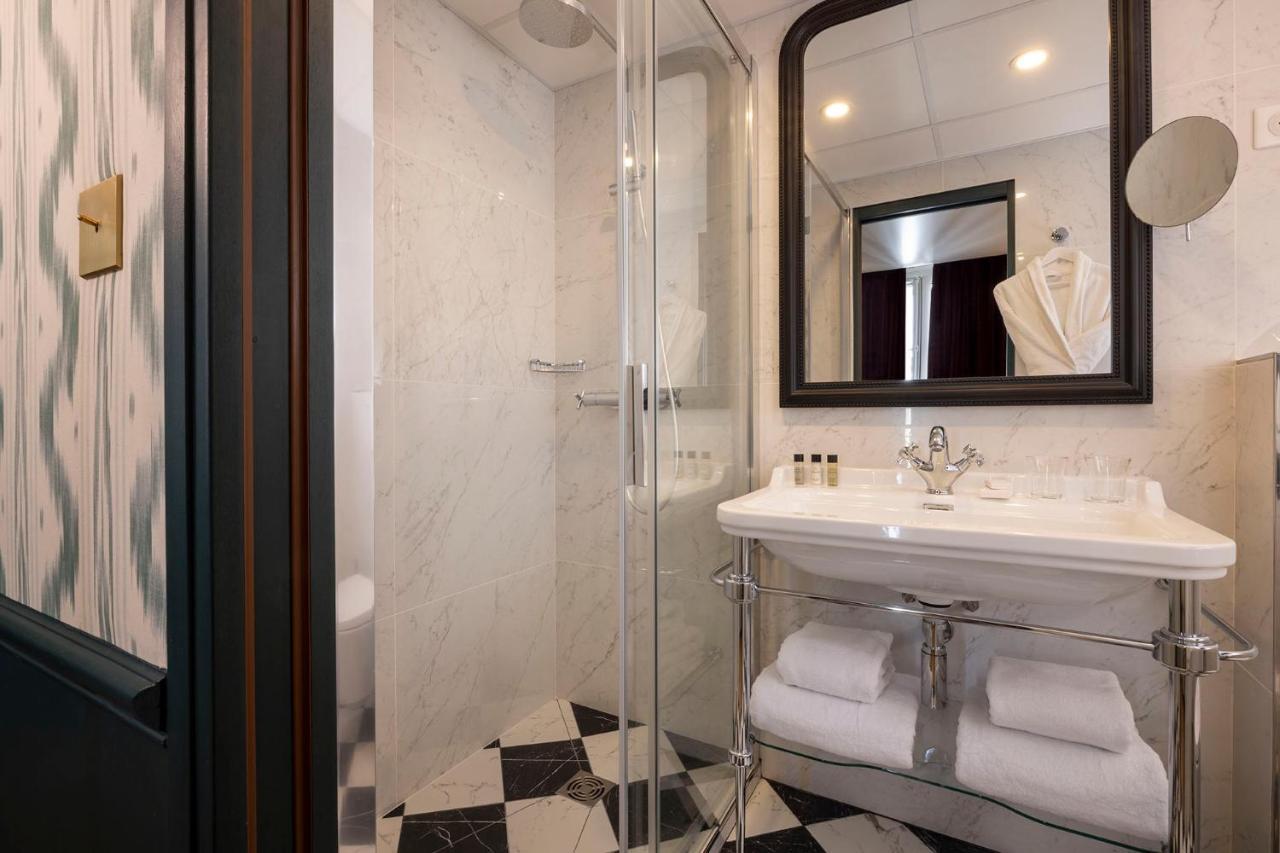 Du Champ De Mars Hotel París