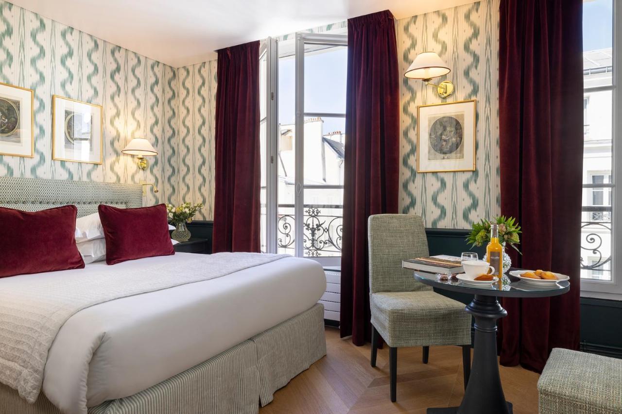 Du Champ De Mars Hotel París